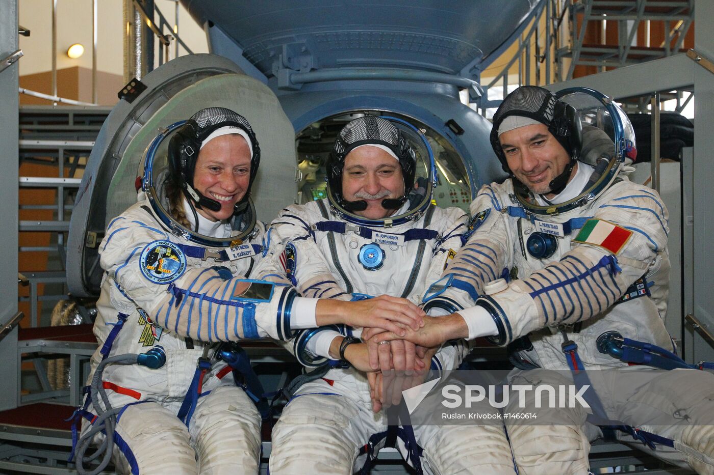 ISS long-duration expedition crew training