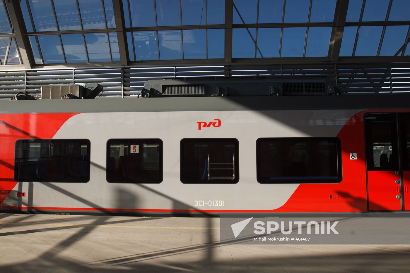 High-speed "Lastochka" express trains start running in Sochi