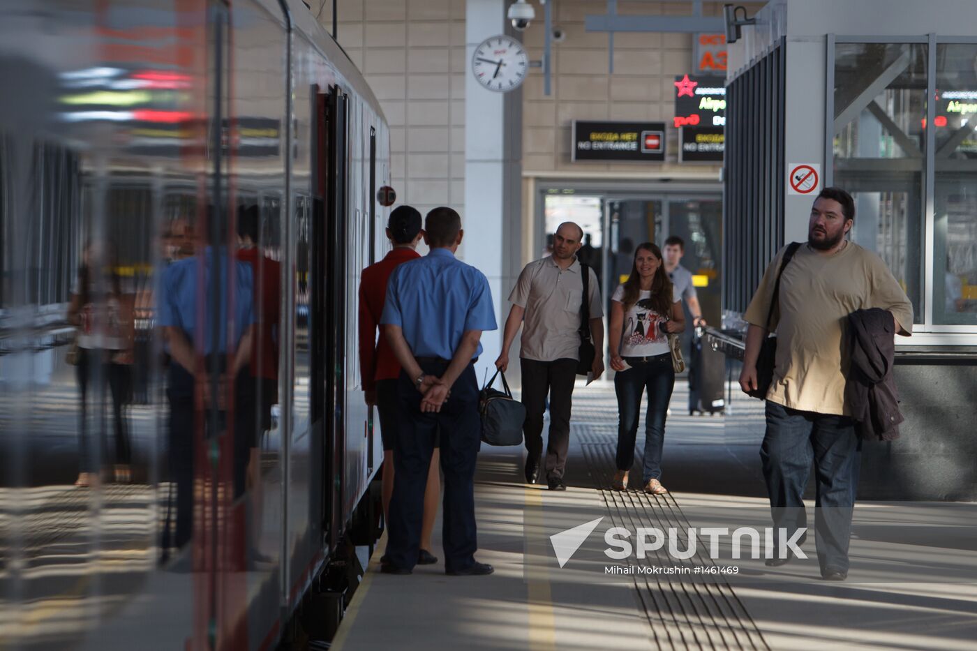 High-speed "Lastochka" express trains start running in Sochi