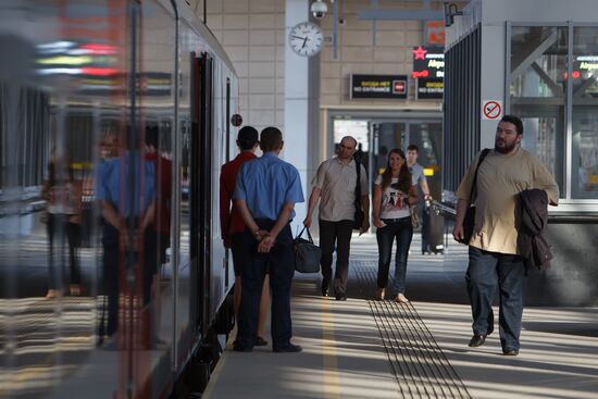 High-speed "Lastochka" express trains start running in Sochi