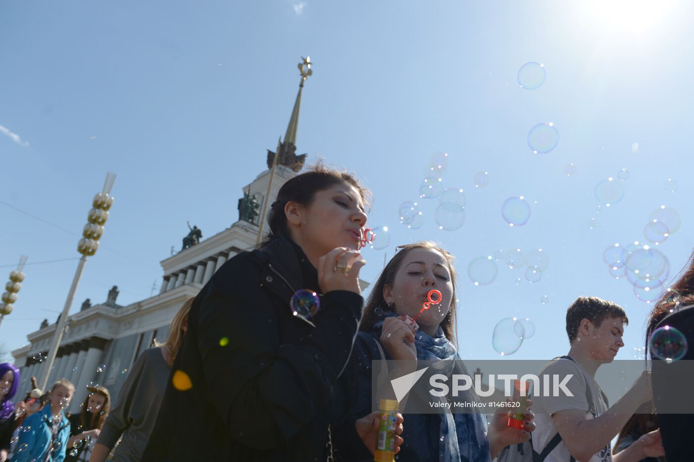 Annual soap bubble parade "Dreamflash"