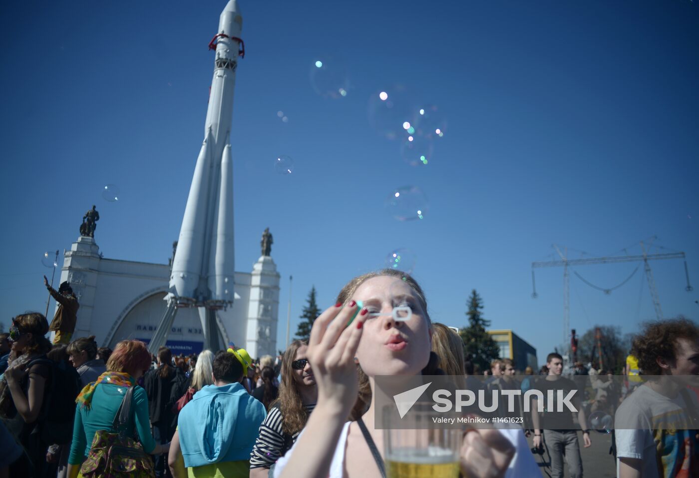 Annual soap bubble parade "Dreamflash"