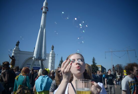 Annual soap bubble parade "Dreamflash"