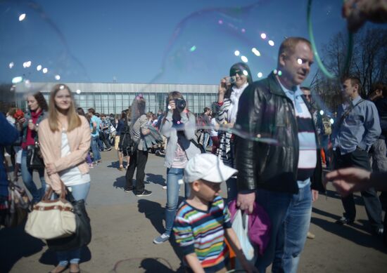 Annual soap bubble parade "Dreamflash"