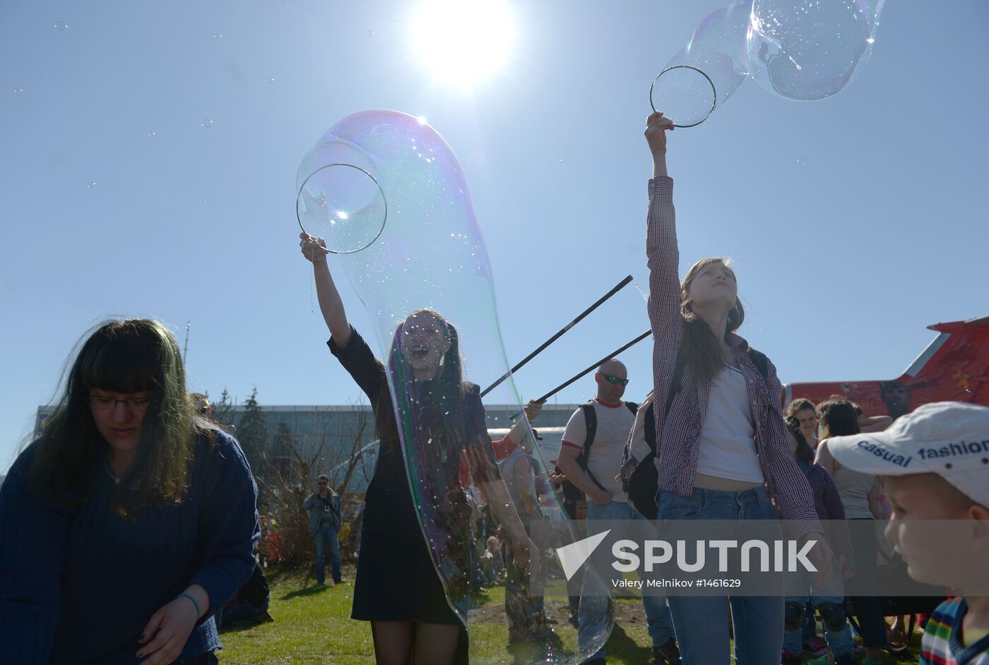 Annual soap bubble parade "Dreamflash"