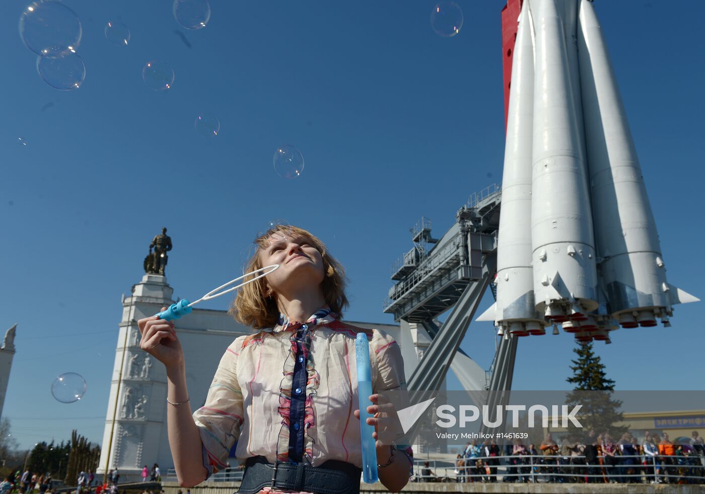 Annual soap bubble parade "Dreamflash"