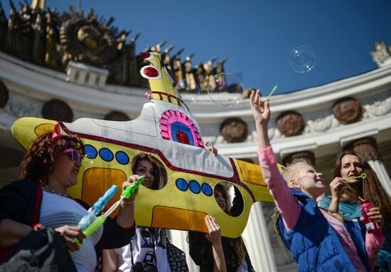 Annual soap bubble parade "Dreamflash"