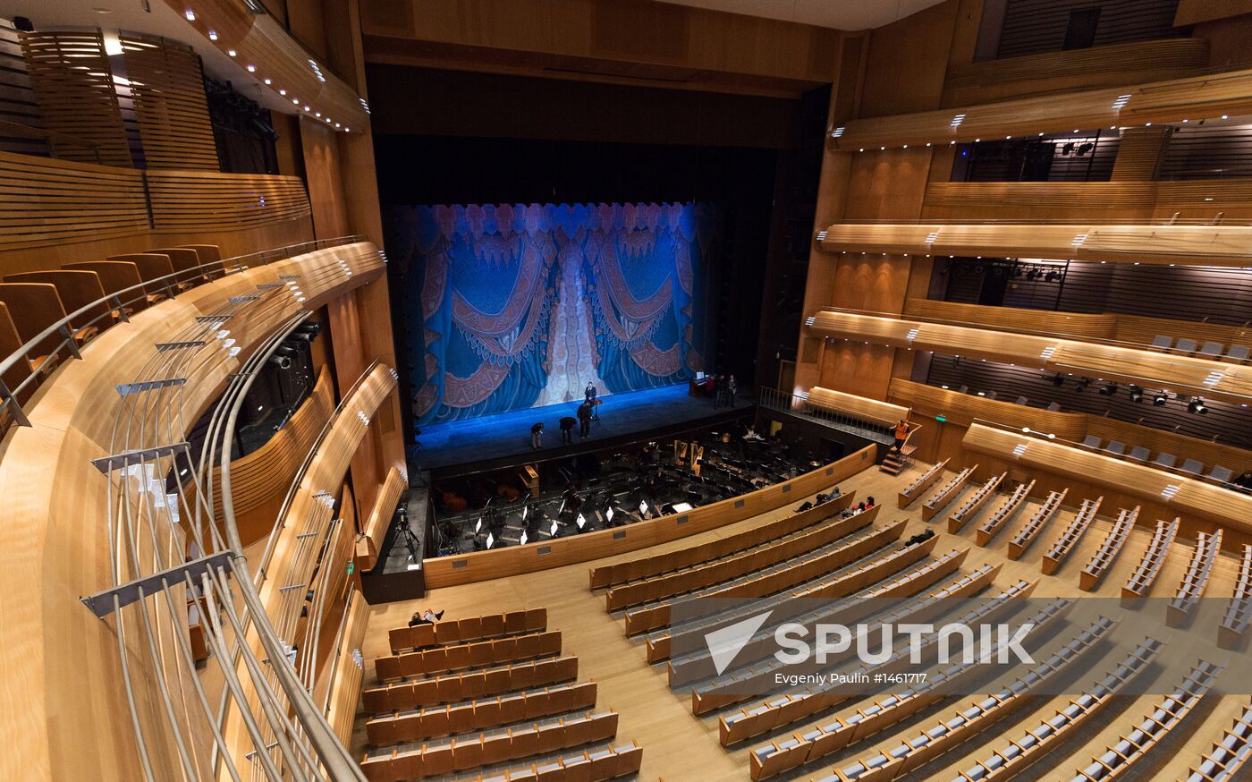 Mariinsky Theater's new stage opens in St. Petersburg