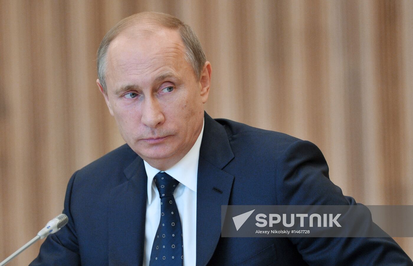 Vladimir Putin meets with Mariinsky Theater's board of trustees