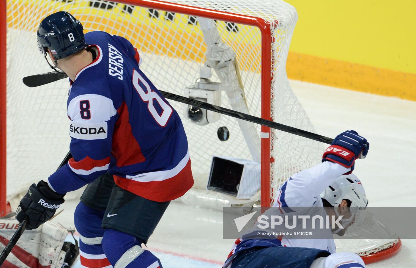 2013 IIHF World Championship. France vs Slovakia