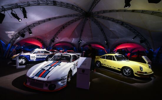 Porsche Parade motor rally
