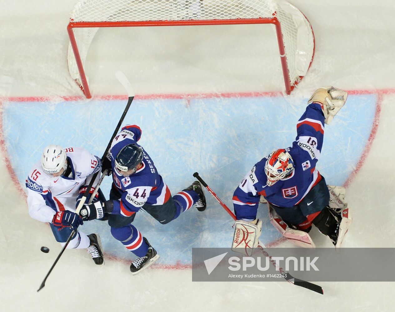 2013 IIHF World Championship. France vs Slovakia