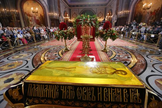 Easter service at Christ the Savior Cathedral