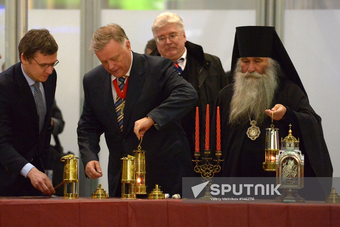 Meeting Holy Fire from Jerusalem at Vnukovo airport