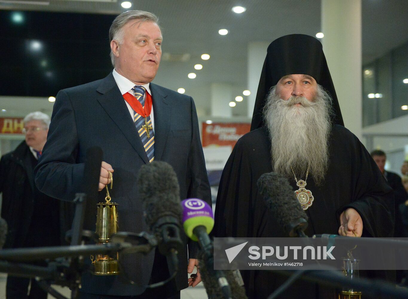 Meeting Holy Fire from Jerusalem at Vnukovo airport