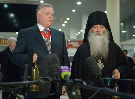 Meeting Holy Fire from Jerusalem at Vnukovo airport
