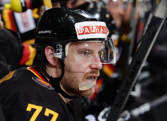 2013 IIHF World Championships. Germany vs. Russia