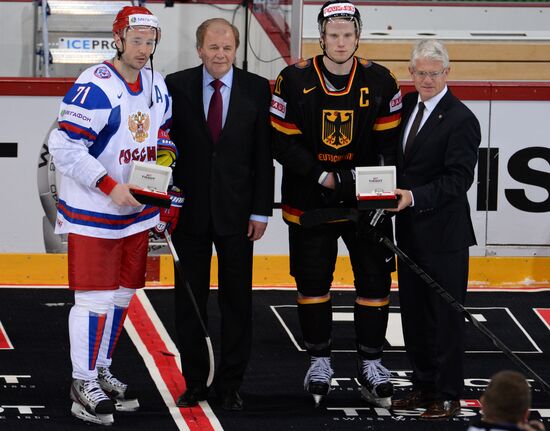 2013 IIHF World Championships. Germany vs. Russia