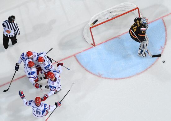 2013 IIHF World Championships. Germany vs. Russia