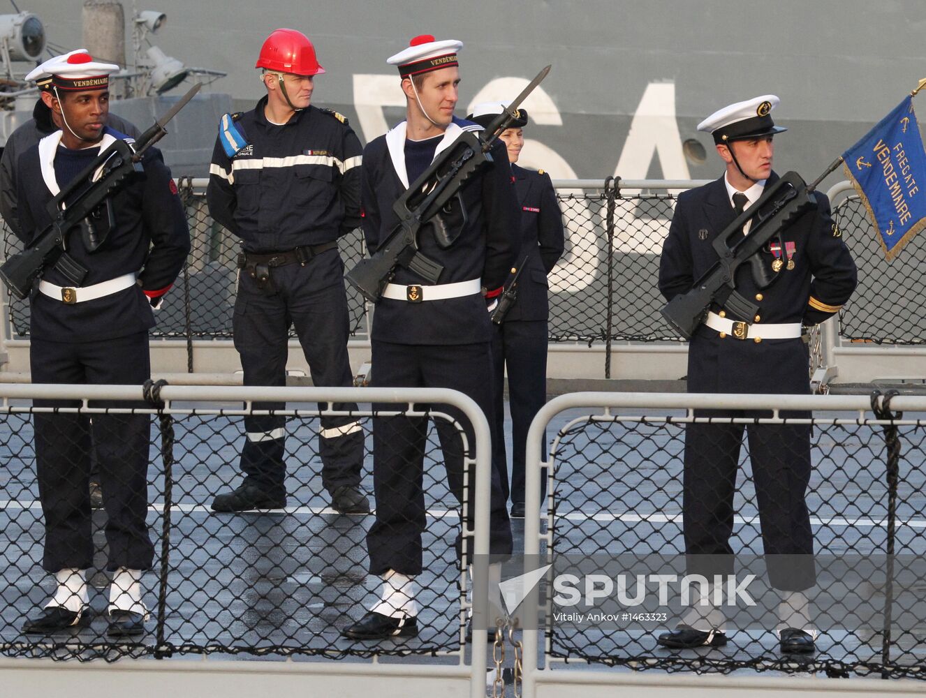 French Navy frigate Vendemiaire visits Vladivostok