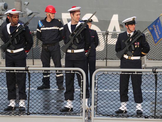 French Navy frigate Vendemiaire visits Vladivostok