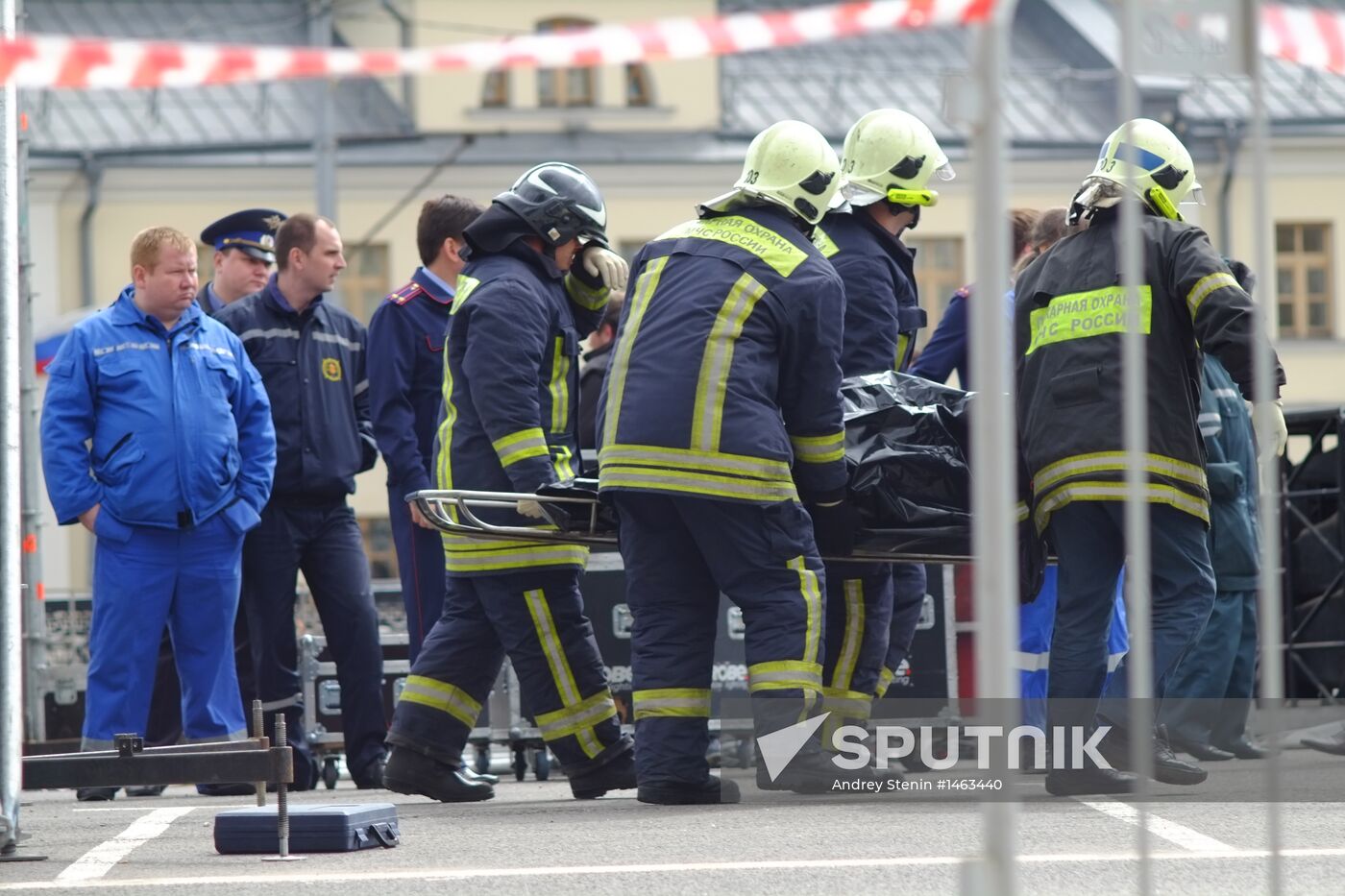 Worker dies during stage assembly on Bolotnaya Square