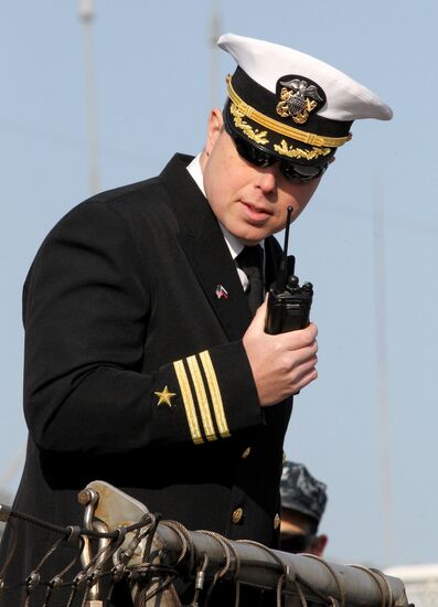 US Navy's guided missile destroyer Lassen arrives in Vladivostok