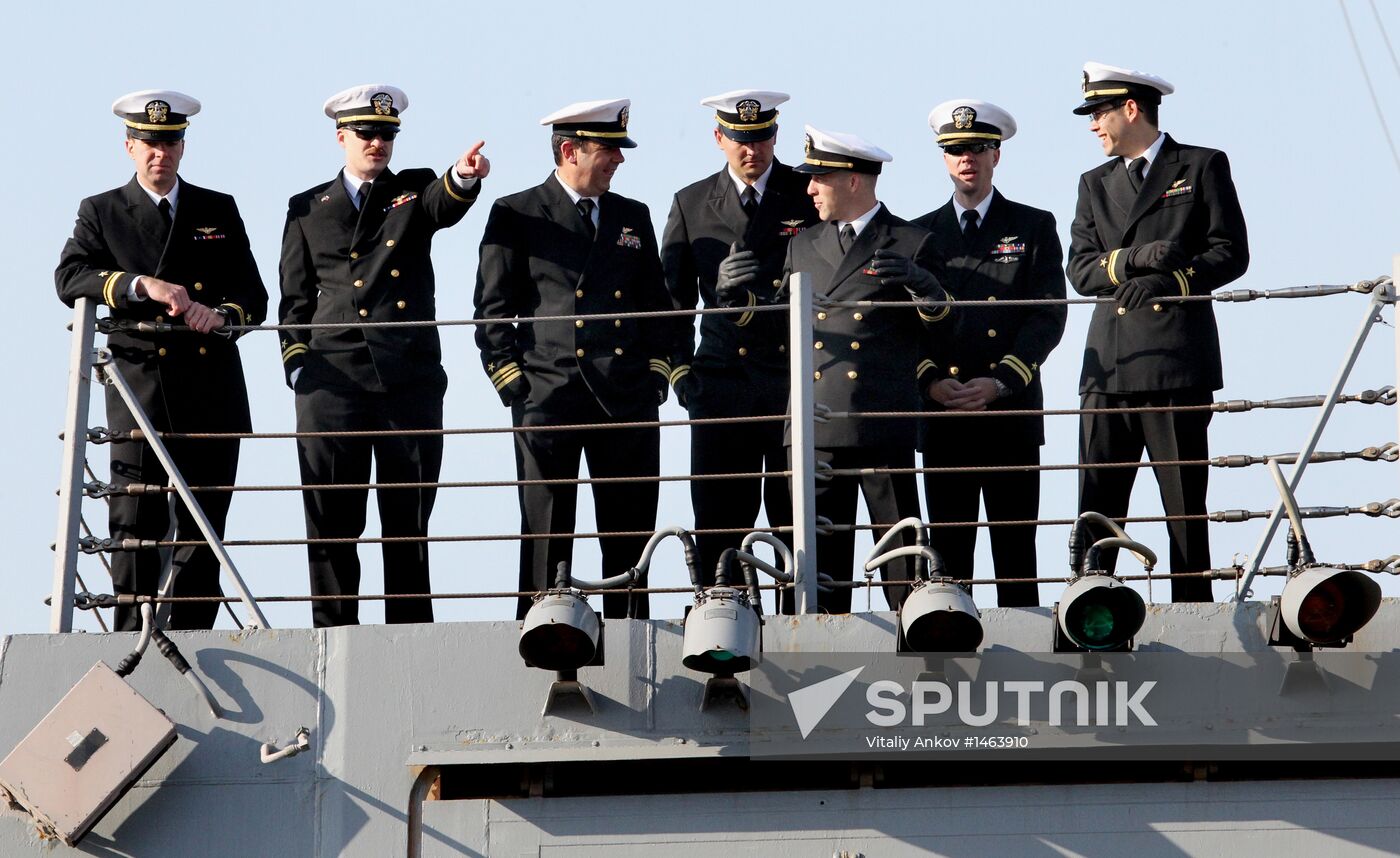 US Navy's guided missile destroyer Lassen arrives in Vladivostok