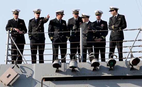 US Navy's guided missile destroyer Lassen arrives in Vladivostok