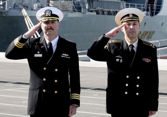 US Navy's guided missile destroyer Lassen arrives in Vladivostok