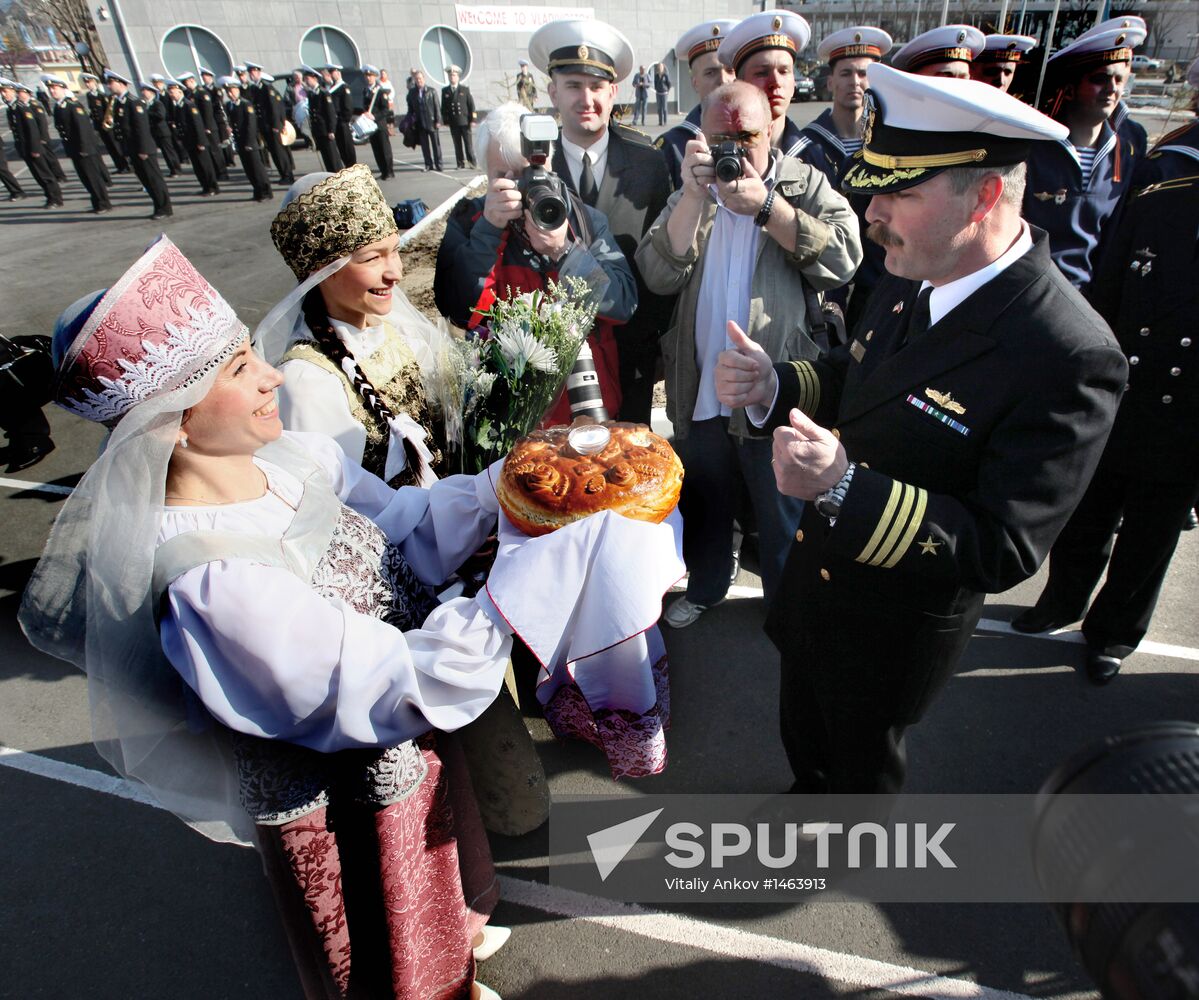 US Navy's guided missile destroyer Lassen arrives in Vladivostok