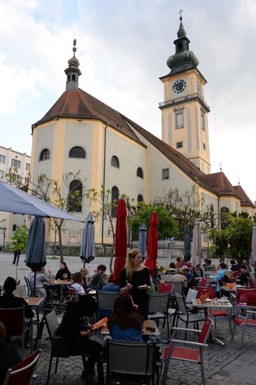World cities. Linz