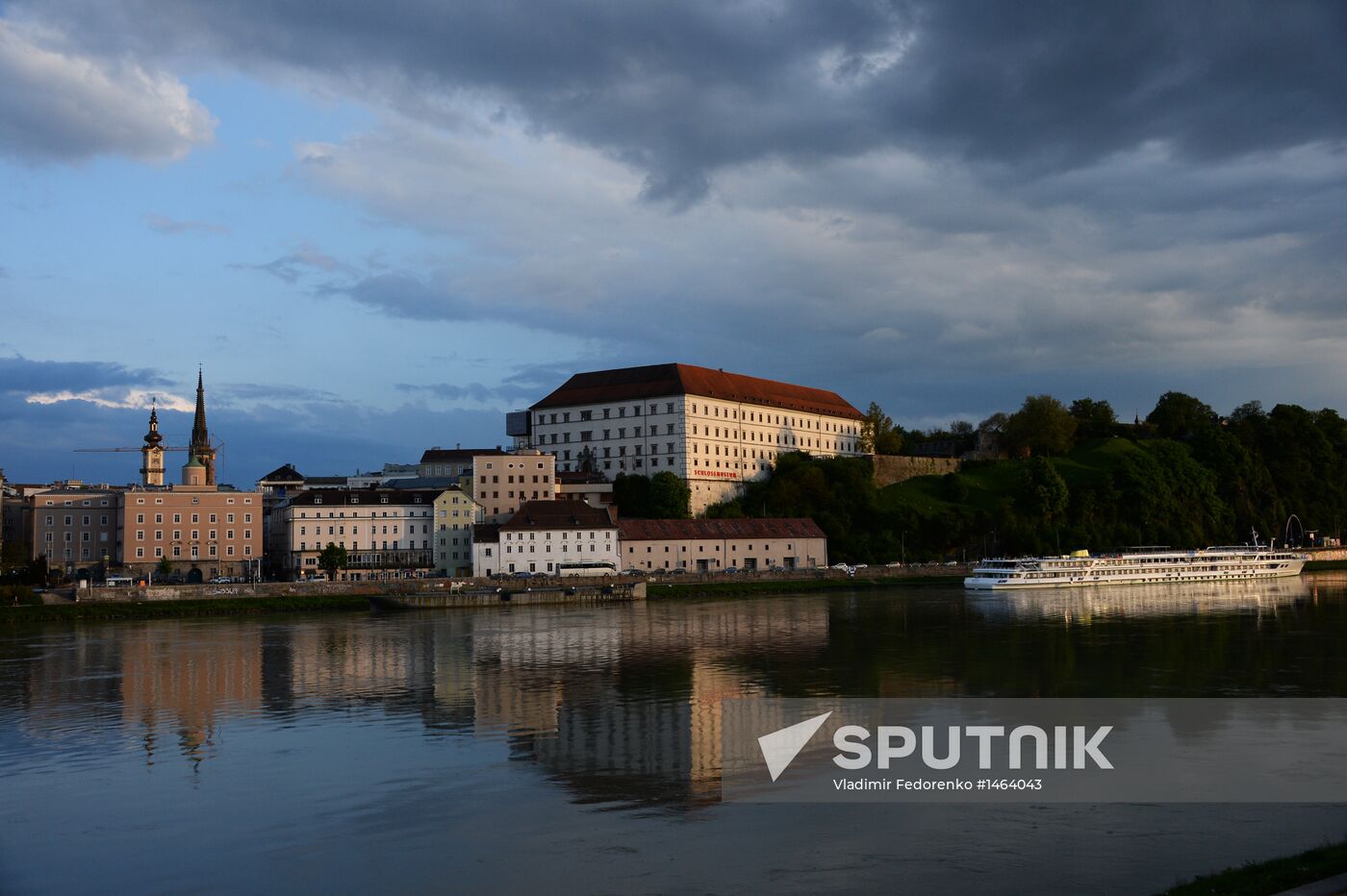 World cities. Linz