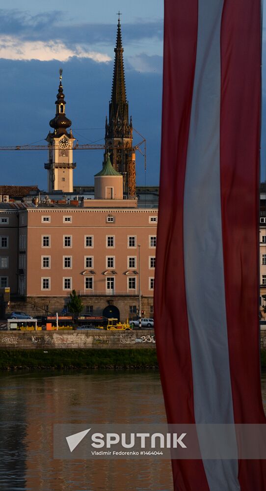 World cities. Linz