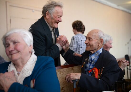 Veterans meet before Victory Day