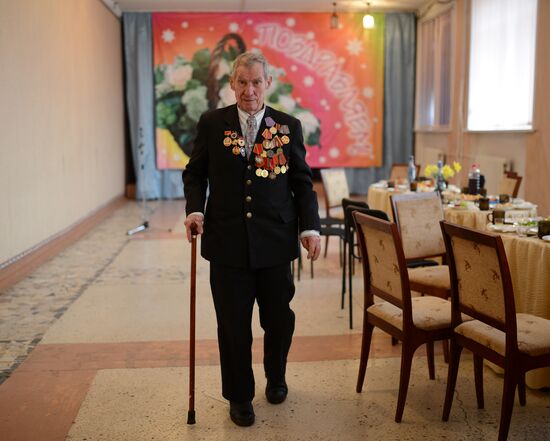 Veterans meet before Victory Day