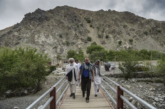 Afghan war veteran finds his former mujahiddin enemies