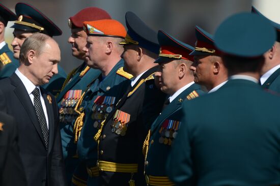 Vladimir Putin attends parade on Red Square