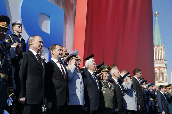 Vladimir Putin attends parade on Red Square
