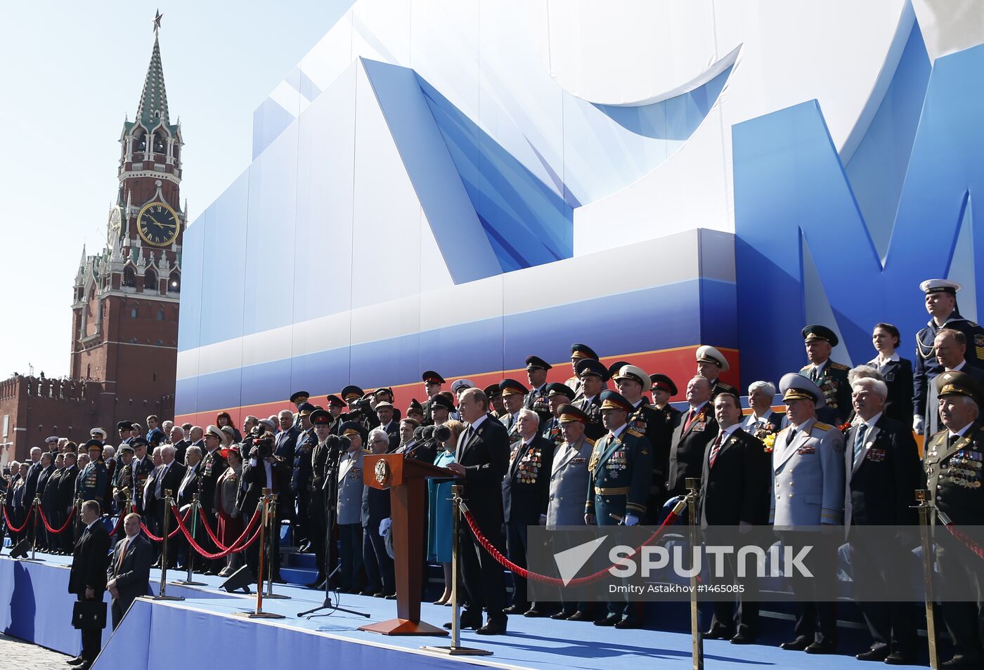 Vladimir Putin attends parade on Red Square