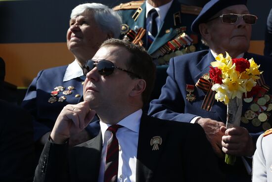 Vladimir Putin attends parade on Red Square