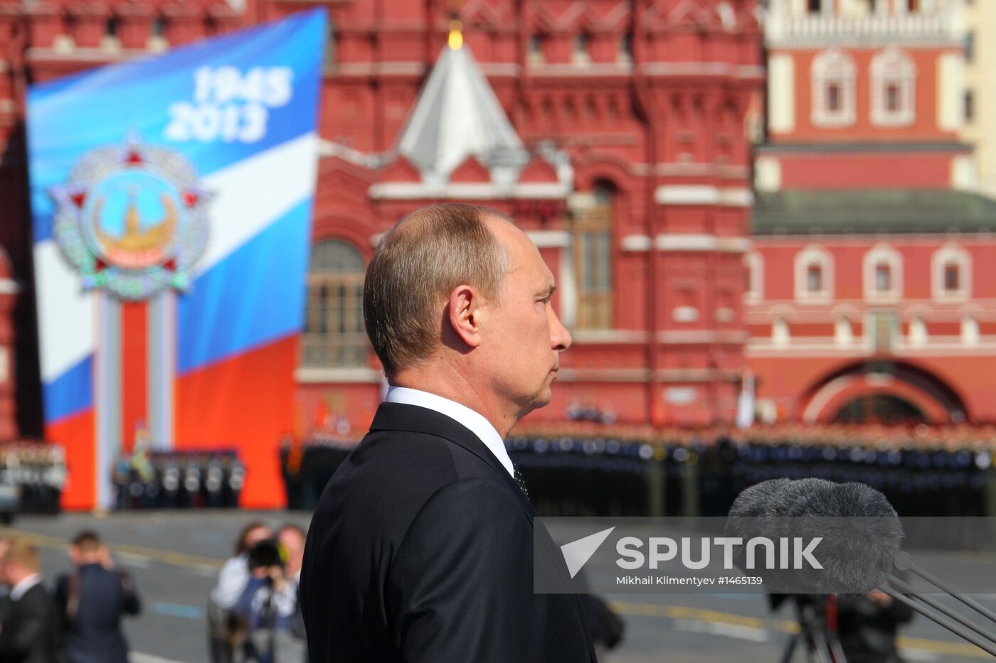 Vladimir Putin attends parade on Red Square