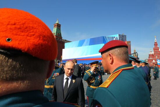 Vladimir Putin attends parade on Red Square