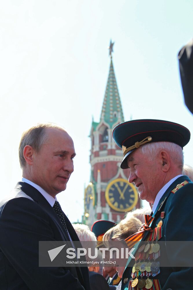 Vladimir Putin attends parade on Red Square