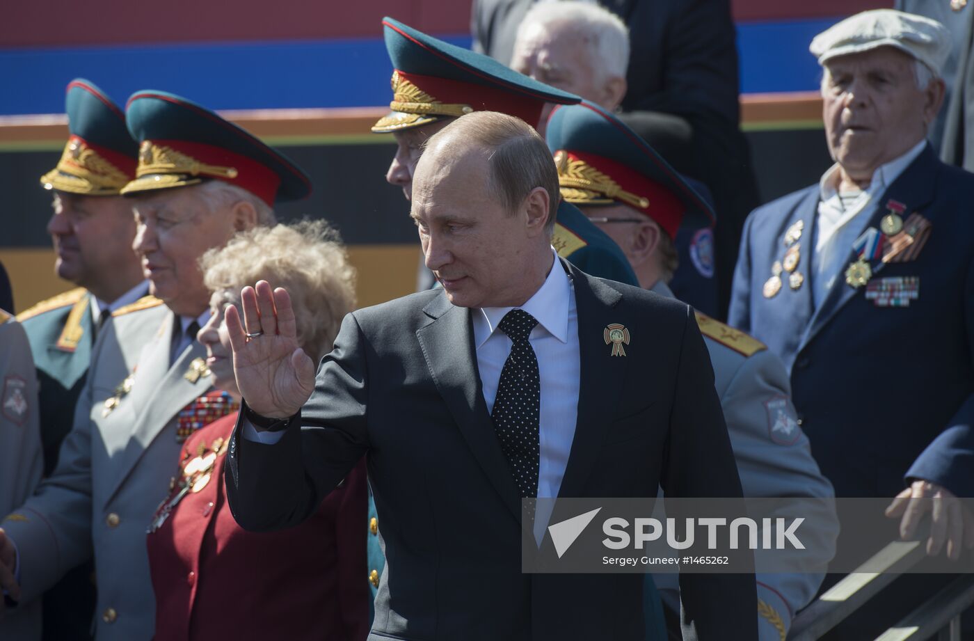 Vladimir Putin attends parade on Red Square