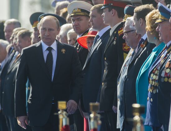 Vladimir Putin attends parade on Red Square