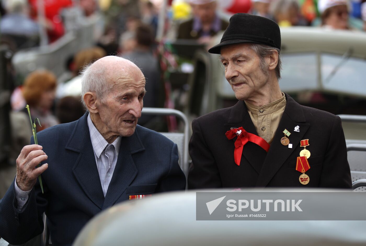 Veterans parade in St Petersburg