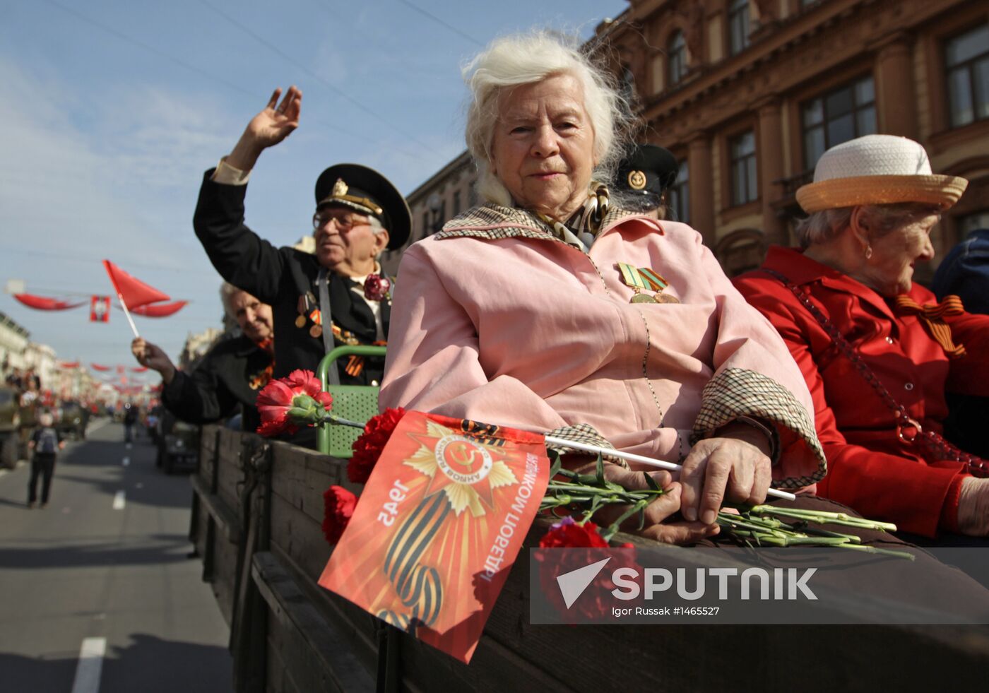 Veterans parade in St Petersburg