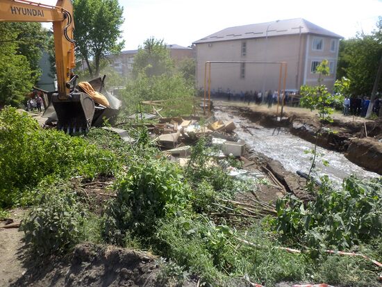 Downtown Nazran flooded after water breaks through floodgate