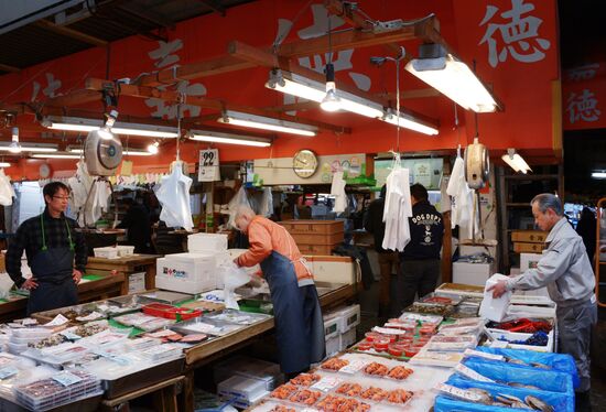 Tsukiji seafood market in Tokyo